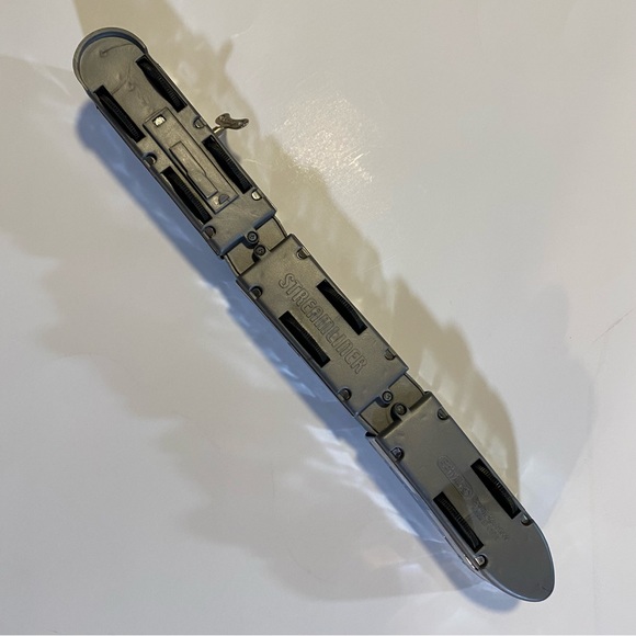 Streamliner toy train, fully operational w/key 14” long, has small dent. GUC - Picture 7 of 7